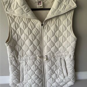 Avalanche Women's Cream Quilted Vest